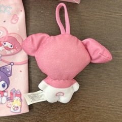 サンリオ　マイメロディのマスコット　マイメロとクロミの巾着　ハッピーセットの画像