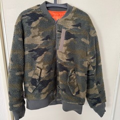 RVCA リバーシブル ジャケットの画像