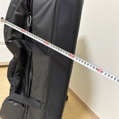 DC SHOES キャリーケースの画像
