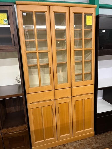 ジャングルジャングル貝塚店 食器棚 木目 ガラス扉 3枚扉 キッチン収納 キッチンラック 中古 リユース　貝塚市