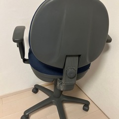 オフィスチェアの画像