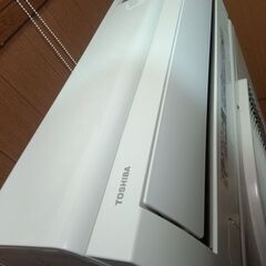 安心の電気工事士がお伺い致します！大型10畳用！室内機コンパクトサイズ♪取り付け工事無料！取外し工事無料！配送込み！保証付き！エリア限定の画像