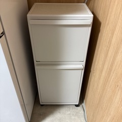 ゴミ箱の画像