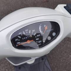 スズキ　アドレスV125　K9　5000KM　ピカピカ　実働　自賠責令和12年　塗装済　エンジンオイル交換済　バッテリー新品　エンジン始動動画の画像