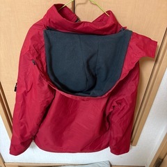 アウトドアジャケットの画像