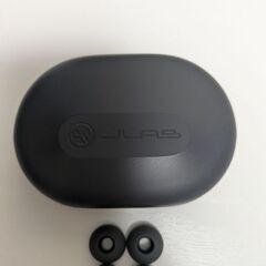 Jlab ワイヤレスイヤホンの画像