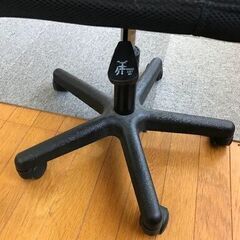 オフィスチェア（デスクチェア）【中古】の画像