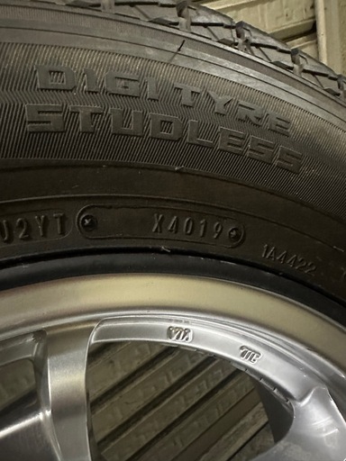 ジムニー JB23 ウインターマックス スタッドレス 205/70R15 19年製造 4