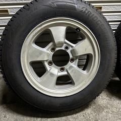 ジムニー　JA22 ブリザック　175/80R16 DM-V3 2023年製造　スタッドレス　4本　ホイールつきの画像