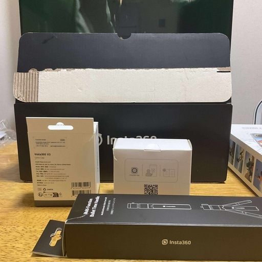 Insta360 X3 ｜ 新型1/2インチ48MPセンサー IPX8防水 5.7K360度動画 72MP360度写真 手ブレ補正 ア