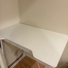 机の画像