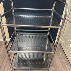 スチールワゴンの画像