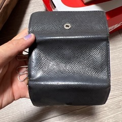 ルイ・ヴィトン エピレザー ブラックキーケースの画像