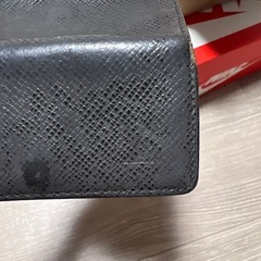 ルイ・ヴィトン エピレザー ブラックキーケースの画像
