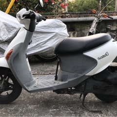 レッツ4 マフラー•ベルト•タイヤ新品①の画像