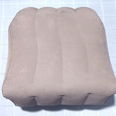 膝＆足サポートクッション　足枕　補助運動器具の画像