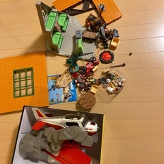 LEGO プレイモビル　クレヨン　ミニスケボー　プッシュポップの画像