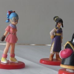 ドラゴンボールZ フィギュア ブルマ　フィギュア  界王様　ドラゴンボールZ フィギュア　ブルマ　レトロ　5体 スーパードラゴンボールヒーローズの画像