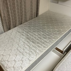シングルベッドマットの画像