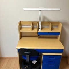 子供用勉強机の画像