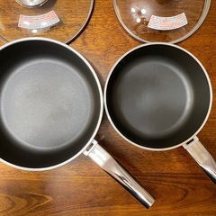 アサヒ軽金属　オールパン 26cm 22cmの2個セット　引き取りのみ　飯能市美杉台
の画像