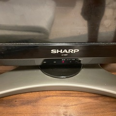 32型テレビ（SHARP AQUOS）の画像