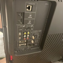 32型テレビ（SHARP AQUOS）の画像