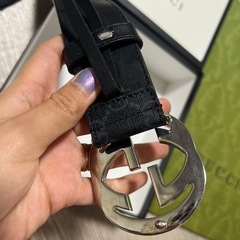 美品！GUCCI 黒 レザーベルト ダブルGロゴ 95cmの画像