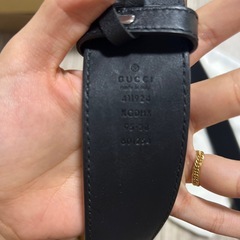 美品！GUCCI 黒 レザーベルト ダブルGロゴ 95cmの画像