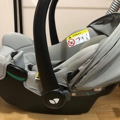 combi チャイルドシートの画像