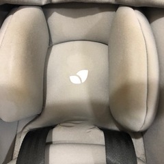 combi チャイルドシートの画像