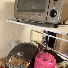 【無料】引っ越しのため不用品まとめて引き取ってくださる方（10/13・浦和区）の画像
