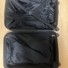 キャリーケース  ネイビーの画像
