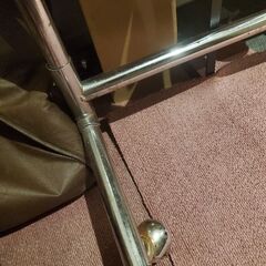 ハンガーラックの画像