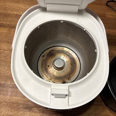 アイリスオーヤマ　炊飯器　3号炊きの画像