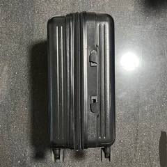 スーツケース 機内持ち込みサイズ の画像