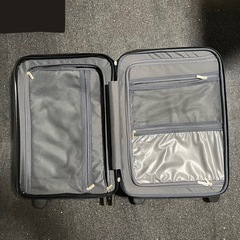 スーツケース 機内持ち込みサイズ の画像