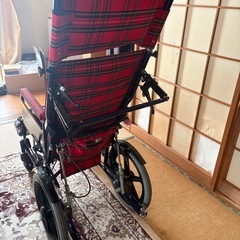 リクライニング車椅子　子供用の画像