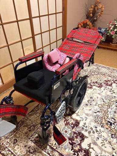 リクライニング車椅子　子供用