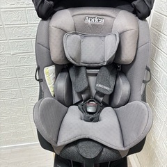 大人気❗️　格安❗️　綺麗✨　手洗い済み！　クルリラ プレミアム ビッテ  （アカチャンホンポ限定モデル）　新生児 シートベルト と　isofix どちらでも🉑　チャイルドシート　福岡　 の画像