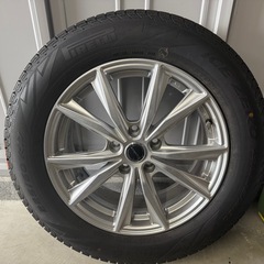 225/60R17スタッドレスタイヤ
の画像