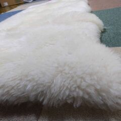 逗子 ニチロムートン 羊毛皮 ムートン ニチロ Nichiro 毛皮 ラグ マット シープスキン ニチロ毛皮株式会社 毛皮 高級寝具 インテリアの画像
