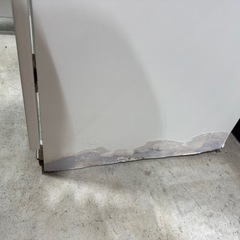 ガラス扉ミニ食器棚と電気スタンド　無理で差し上げます。の画像