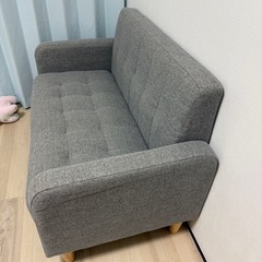 ソファの画像