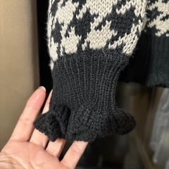 ギンガムチェックのミニ丈カーディガンの画像