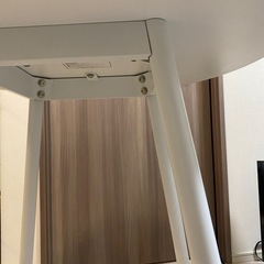 【10/19(日)取りに来てくれる方】白い丸型ダイニングテーブルの画像