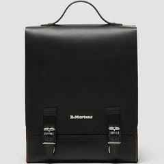 ドクターマーチンリュックの画像