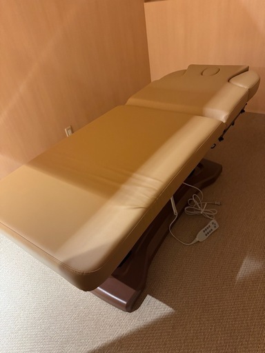 美品⭐️電動リクライニングベット