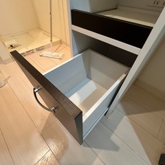 食器棚の画像