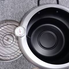 数回使用の温度計付き天ぷら鍋　＆　オイルポットのセットの画像
